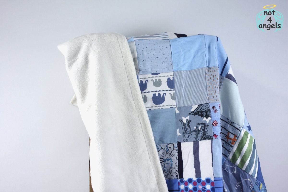 Baby-Kuscheldecke blau (ecru)